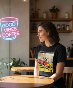 Portrait Seminal Documentary Idiocracyt Shirt Idiocracy portrait parody shirt inspired by the cult classic satire film, documentary-style graphic tee for movie fans, pop culture humor t-shirt with retro design and casual streetwear vibe