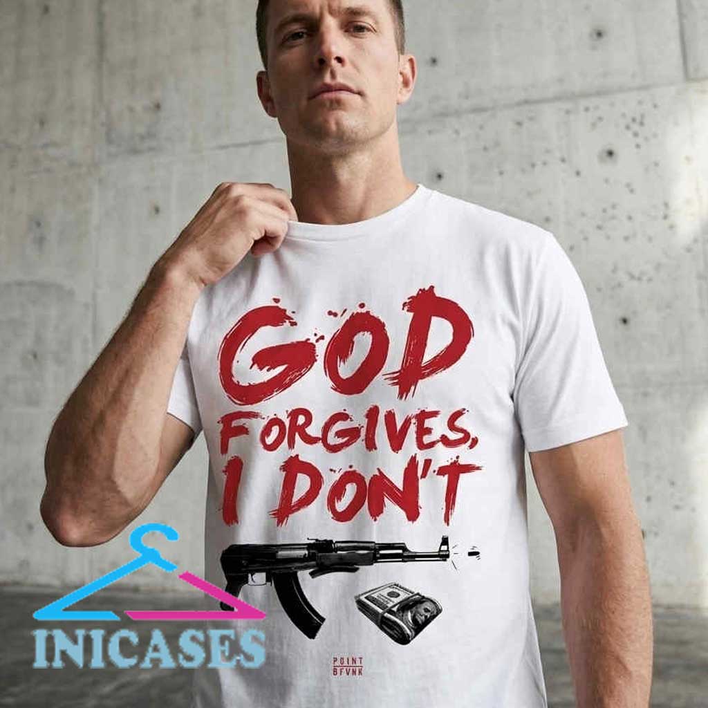 God Forgives I Don't Gangster Cash and Rifle Shirt God Forgives I Don't Gangster Cash and Rifle Shirt - Image 4